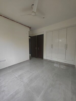 Room in 3.5 BHK Apartment at ACE Golf Shire, Sector 150 – for Sale