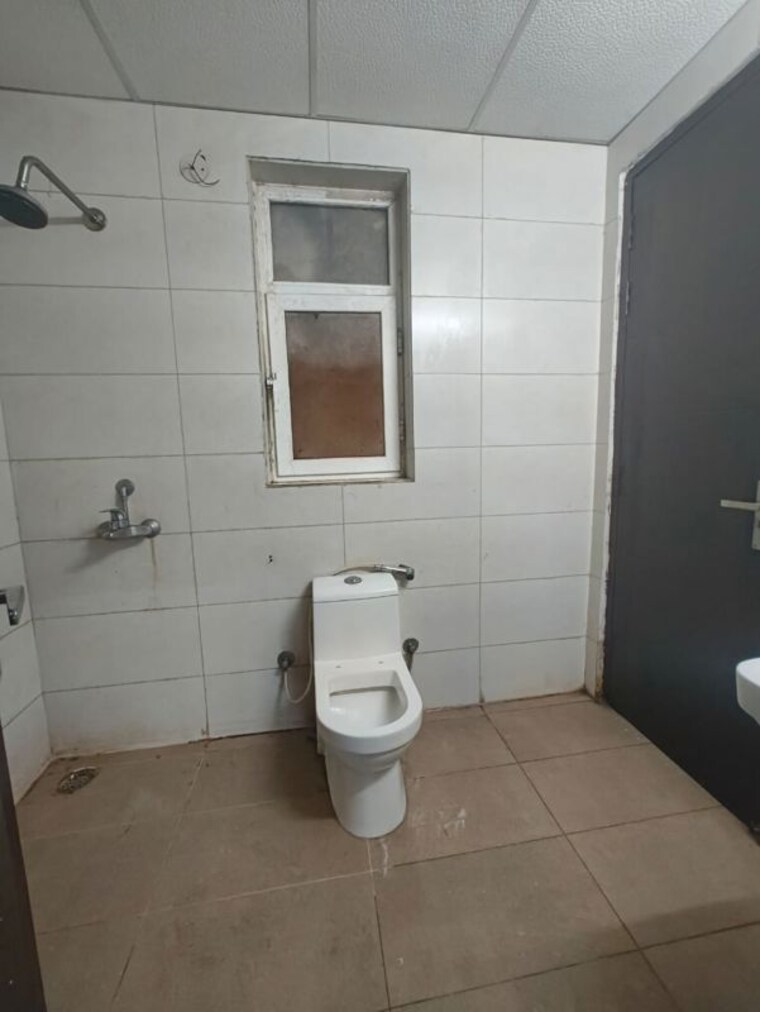 Bathroom, ace-golf-shire 3.5 Bedroom 2095 Sq.Ft. Apartment In Sector 150 Noida 10482723