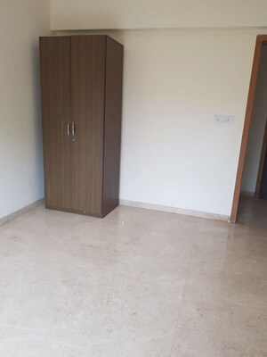 Bedroom in 2 BHK Apartment at Chembur – for Rent