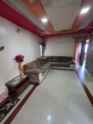 2 BHK Apartment For Rent in Jivraj Park