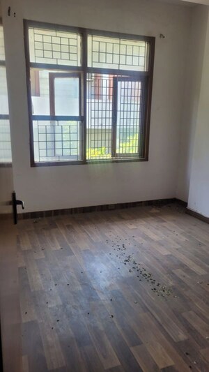 Room in 2 BHK Builder Floor at New Palam Vihar – for Rent