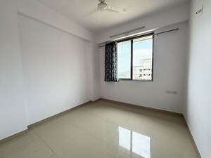 Room in 1 BHK Apartment at Ellisbridge – for Sale