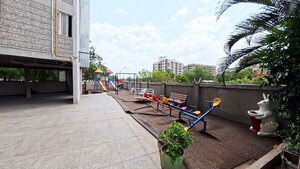 2 BHK Apartment – Garden View at Ellisbridge - for Sale