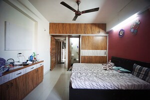 Bedroom in 2 BHK Apartment at Ranip – for Sale