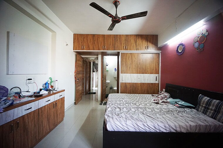Bedroom, ranip 2 Bedroom 130 Sq.Yd. Apartment In Ranip Ahmedabad 10482875