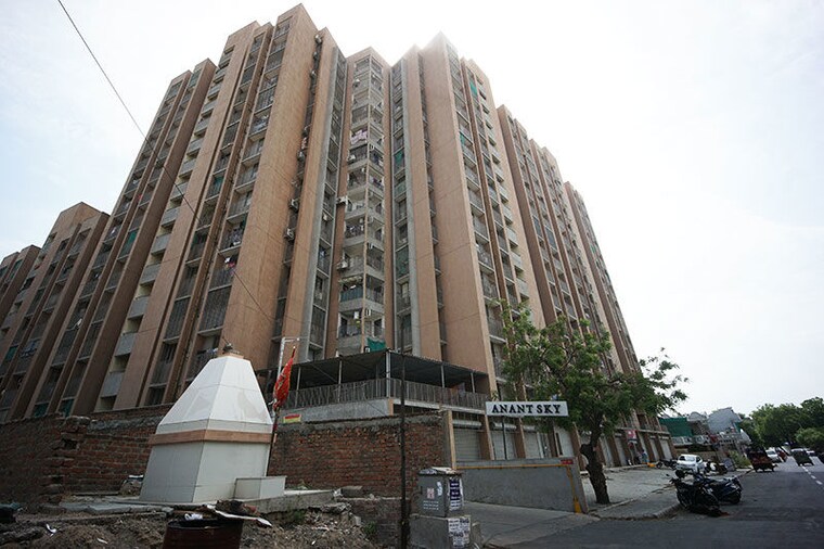 Exterior View, ranip 2 Bedroom 130 Sq.Yd. Apartment In Ranip Ahmedabad 10482875