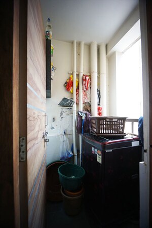 Team Area in 2 BHK Apartment at Ranip – for Sale