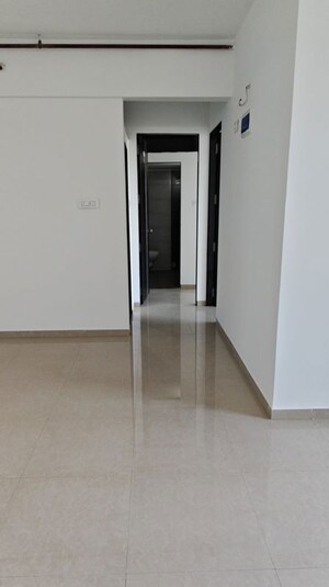 Room in 2 BHK Apartment at Happy Valley, Manpada – for Rent