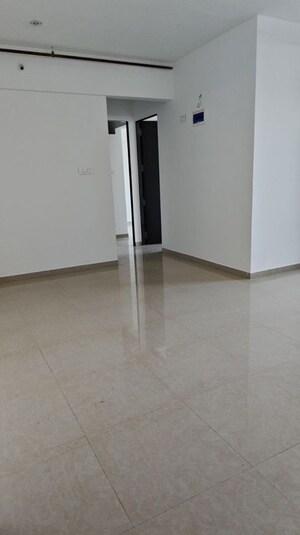 Room in 2 BHK Apartment at Happy Valley, Manpada – for Rent