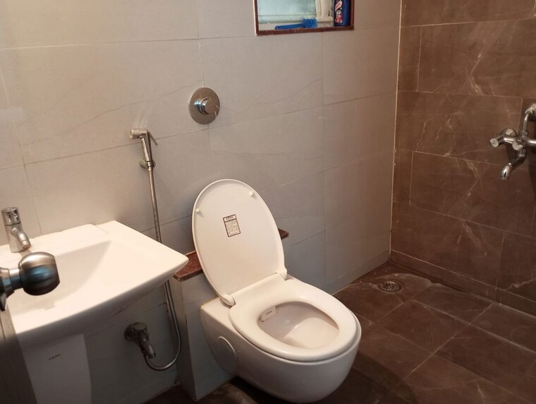Bathroom, venkatesh-graffiti 2 Bedroom 774 Sq.Ft. Apartment In Keshav Nagar Pune 10482858