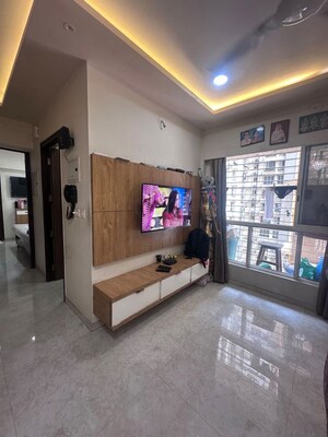1 BHK Apartment For Rent in Lodha Amara, Kolshet Road