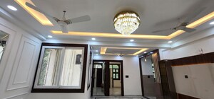 Building Lobby in 3 BHK Builder Floor at Vaishali Sector 5 – for Rent