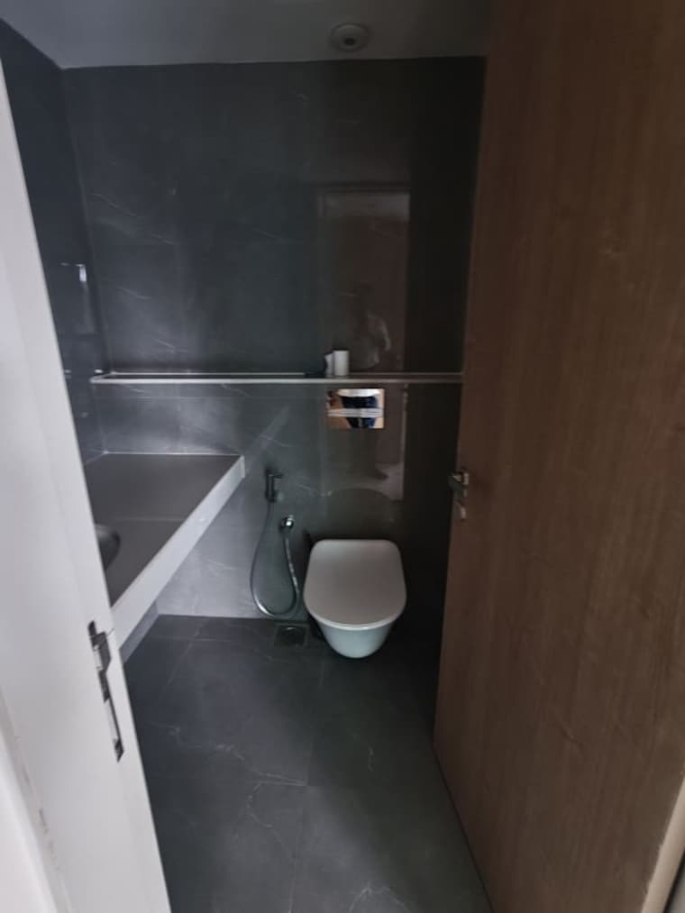 Bathroom, lodha-woods 2 Bedroom 930 Sq.Ft. Apartment In Kandivali East Mumbai 10482927