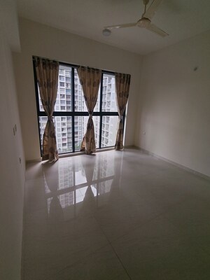 Room in 2 BHK Apartment at Lodha Woods, Kandivali East – for Rent