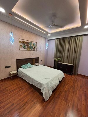 Bedroom in 3 BHK Apartment at Saket – for Rent