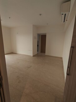 2 BHK Apartment For Rent in Lodha Woods
