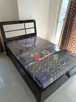 Bedroom in 2 BHK Apartment at Florida Amenity Apartments, Mundhwa – for Rent