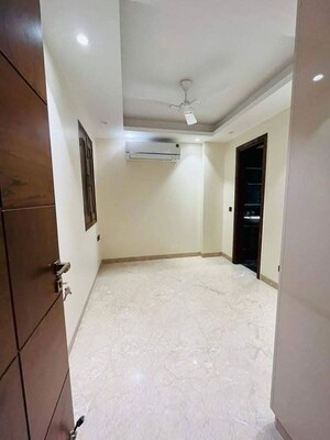 Bathroom in 2 BHK Apartment at Saket – for Rent