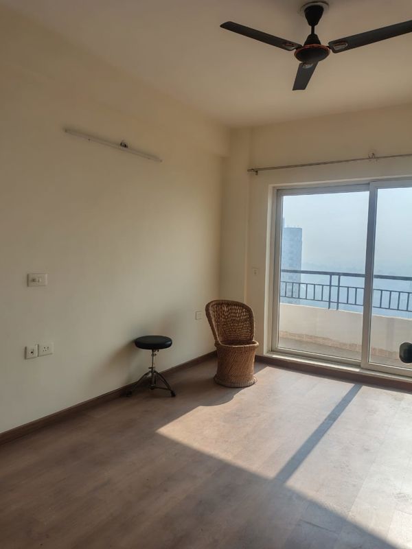2 BHK 450 Sq.Ft. Apartment in OP Floridaa