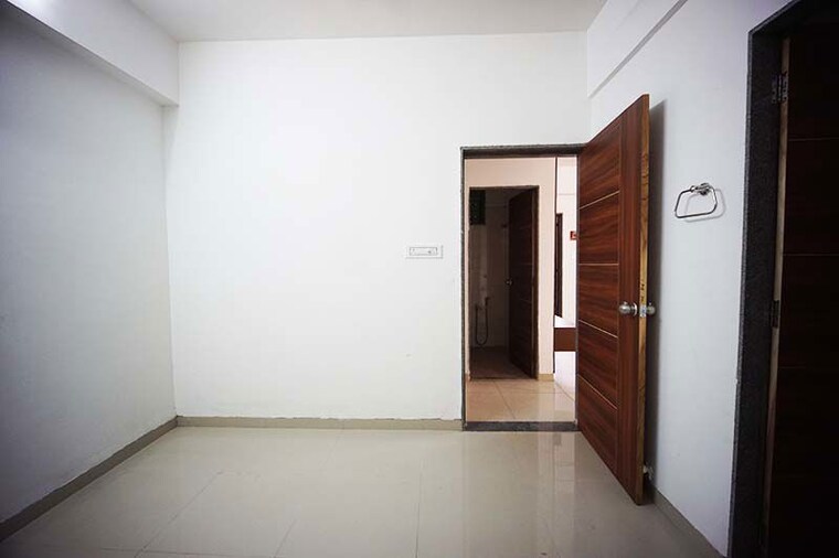Room, lambha gam 2 Bedroom 125 Sq.Yd. Apartment In Lambha Gam Ahmedabad 10483002
