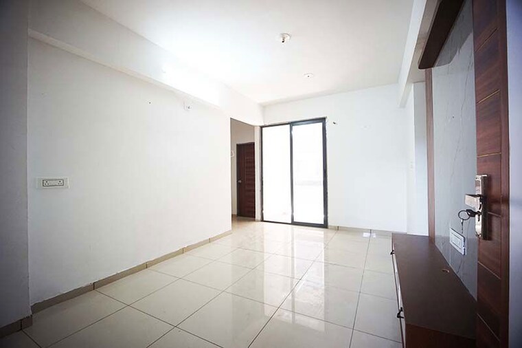 Room, lambha gam 2 Bedroom 125 Sq.Yd. Apartment In Lambha Gam Ahmedabad 10483002