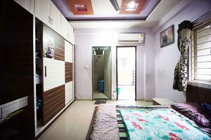 Bedroom in 2 BHK Apartment at Ellisbridge – for Sale