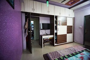 Parking in 2 BHK Apartment at Ellisbridge – for Sale