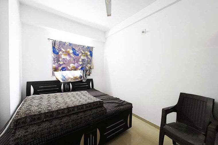 Bedroom, sarkhej 2 Bedroom 107 Sq.Yd. Apartment In Sarkhej Ahmedabad 10483041