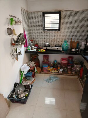 Furnished Amenities in 1.5 BHK Apartment at Vejalpur – for Rent