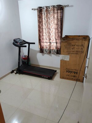 Living Room in 1.5 BHK Apartment at Vejalpur – for Rent