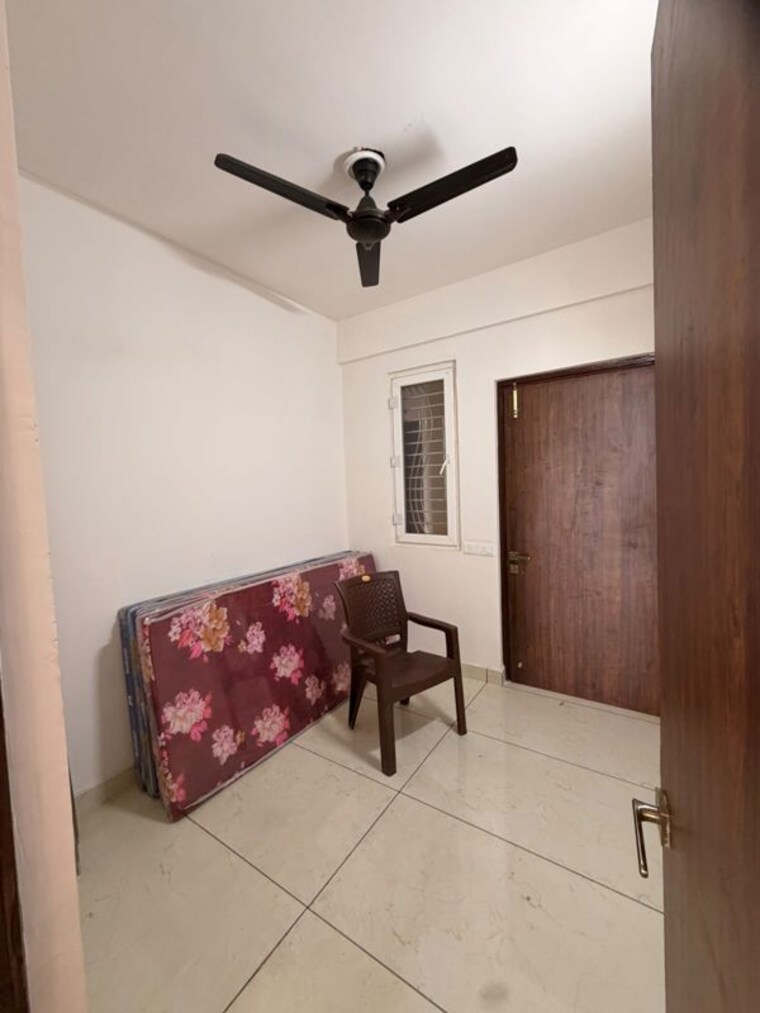 Bedroom, rishita-mulberry-heights 3.5 Bedroom 1900 Sq.Ft. Apartment In Sushant Golf City Lucknow 10483083