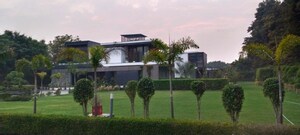 6 BHK Independent House – Exterior View View at Chattarpur - for Sale