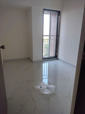 Bathroom in 1 BHK Apartment at Anant Metropolis Insignia Towers, Kasarvadavali – for Rent