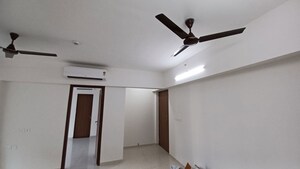 Room in 1 BHK Apartment at Anant Metropolis Insignia Towers, Kasarvadavali – for Rent