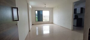 Room in 2 BHK Apartment at Arihant CHS Ghatkopar West, Ghatkopar West – for Rent