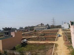  Plot For Sale in Sector 70