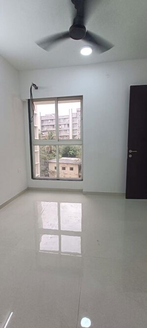 Room in 2 BHK Apartment at Avenue 51, Kalina – for Rent