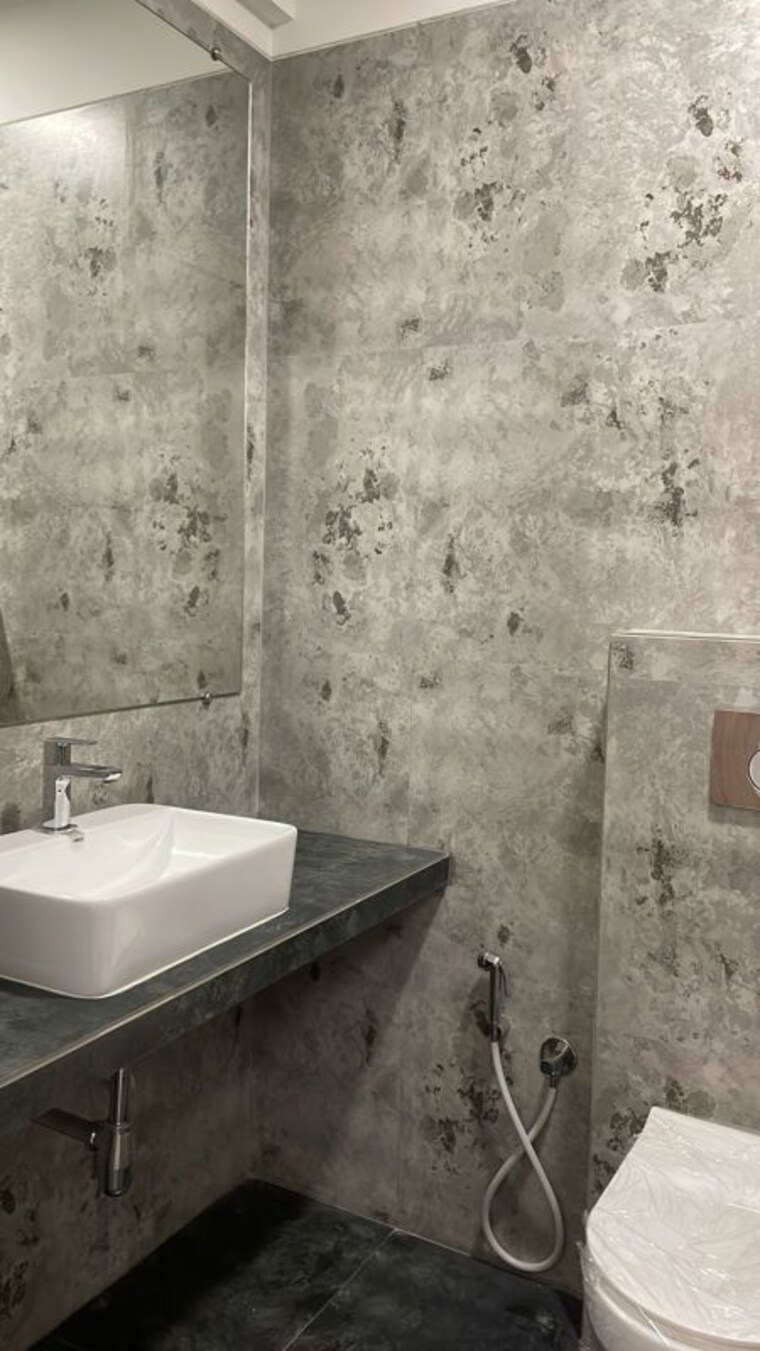 Bathroom, tharwani-majestic-towers 2 Bedroom 725 Sq.Ft. Apartment In Kalyan West Thane 10483215