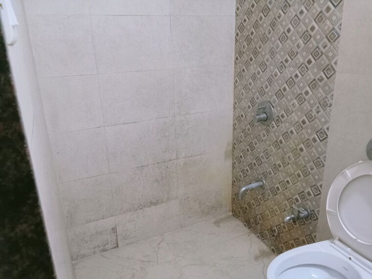Bathroom, vihang-hills 2 Bedroom 650 Sq.Ft. Apartment In Ghodbunder Road Thane 10483222