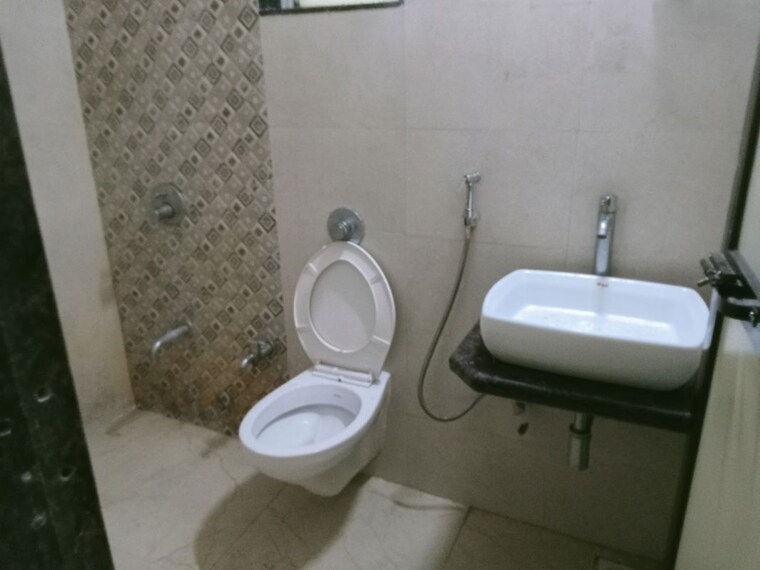Bathroom, vihang-hills 2 Bedroom 650 Sq.Ft. Apartment In Ghodbunder Road Thane 10483222