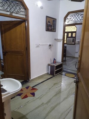  2 BHK Builder Floor at Kailashpuri – for Sale