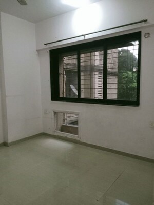 Room in 2 BHK Apartment at Lalani Residency, Kavesar – for Rent