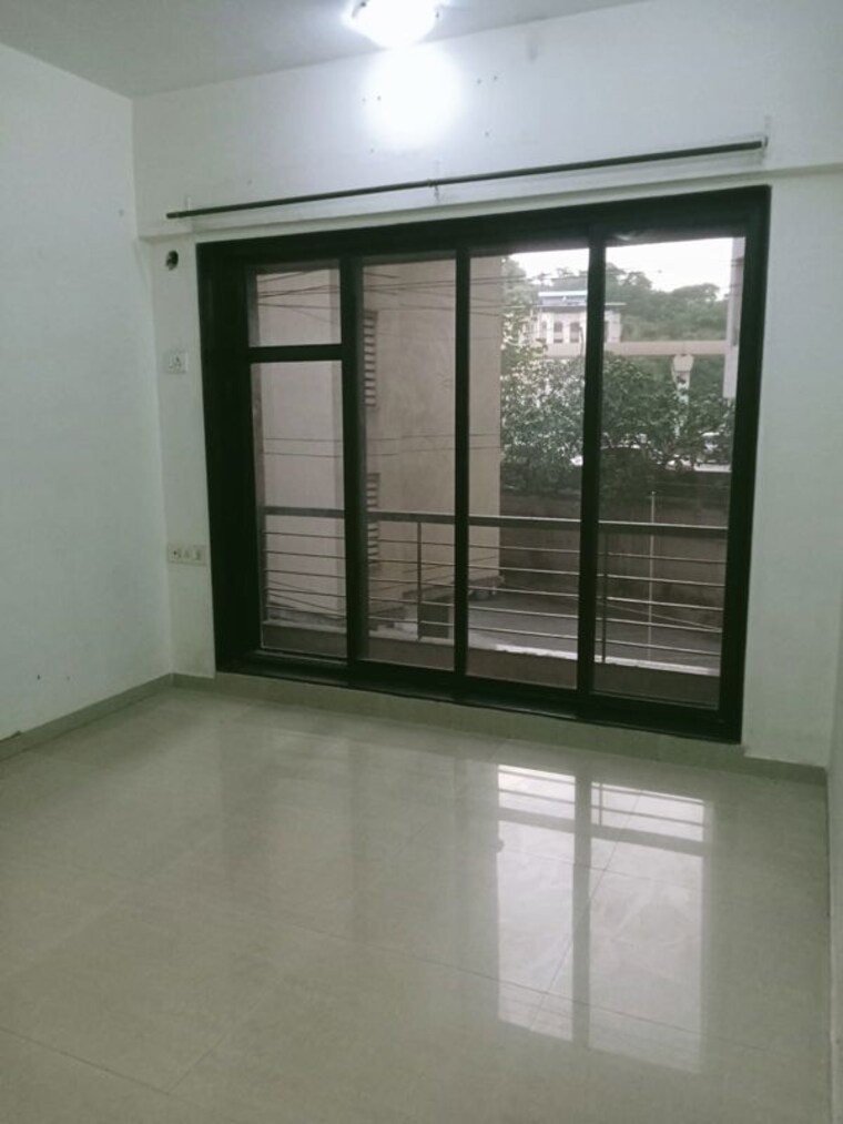 Room, lalani-residency 2 Bedroom 650 Sq.Ft. Apartment In Kavesar Thane 10483230