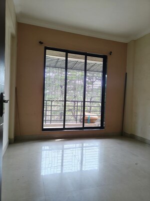 Room in 2 BHK Apartment at Nerul Sector 23 – for Sale