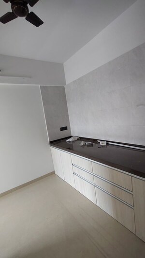 Furnished Amenities in 2 BHK Apartment at Choice QUE 914, Keshav Nagar – for Rent