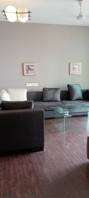 Living Room in 2.5 BHK Apartment at Oberoi Realty Springs, Andheri West – for Sale