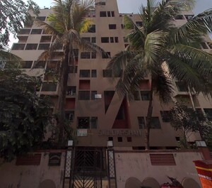  Apartment For Sale in Malad West