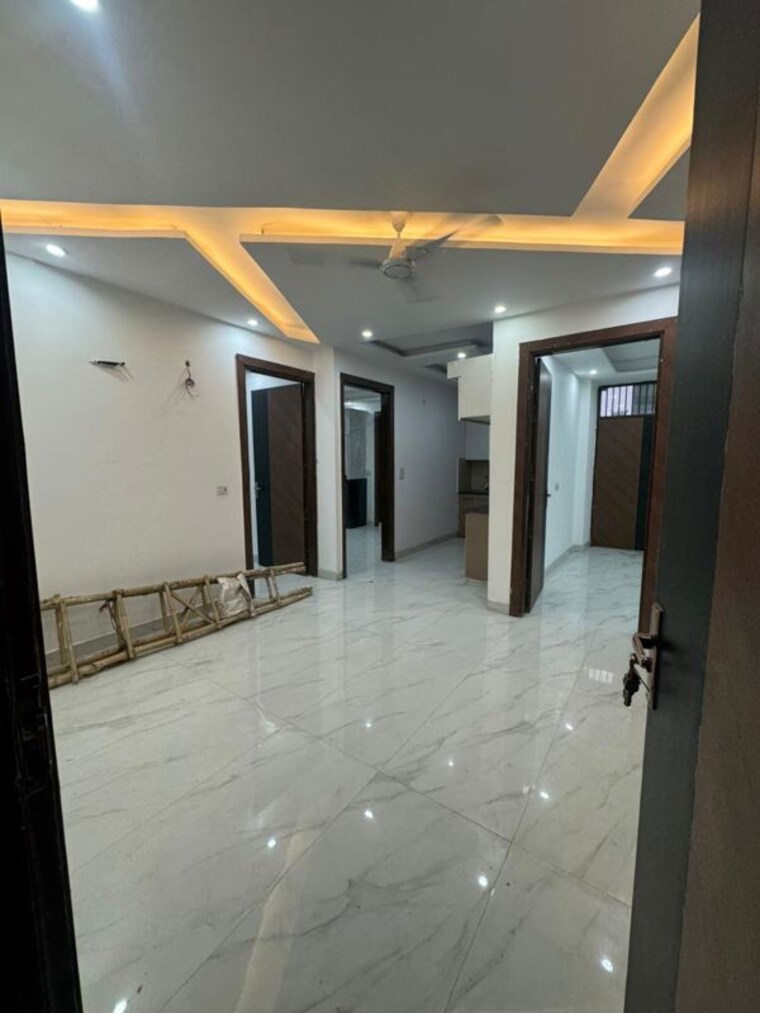 Room, rajpur khurd extension 3 Bedroom 1020 Sq.Ft. Apartment In Rajpur Khurd Extension Delhi 10483245