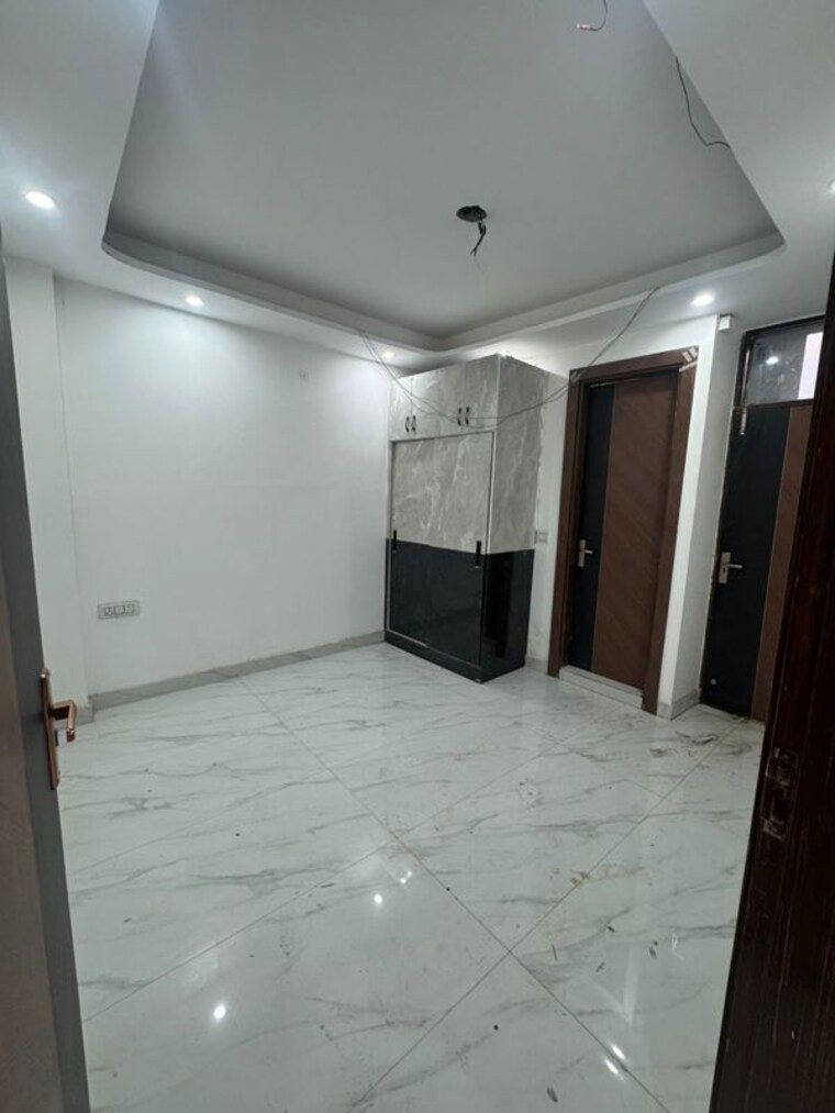 Room, rajpur khurd extension 3 Bedroom 1020 Sq.Ft. Apartment In Rajpur Khurd Extension Delhi 10483245