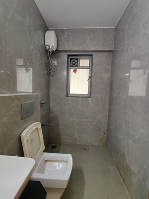 Bathroom in 2 BHK Apartment at Emerald Apartment Santacruz, Santacruz East – for Rent